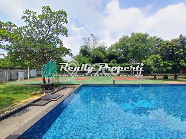 Jual Rumah Luas Megah Dengan View Cantik di Bambu Apus, Jakarta Timur Jual Rumah Luas Megah Dengan View Cantik di Bambu Apus, Jakarta Timur