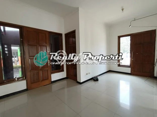 Rumah Strategis di Jatimakmur, 3 KT, Lingkungan Tenang, Luas 278m² LB 100m² Rumah Strategis di Jatimakmur, 3 KT, Lingkungan Tenang, Luas 278m² LB 100m²