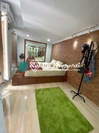 For Sale Hunian Rumah Nyaman 5 Kamar di Jatimakmur, Bekasi For Sale Hunian Rumah Nyaman 5 Kamar di Jatimakmur, Bekasi