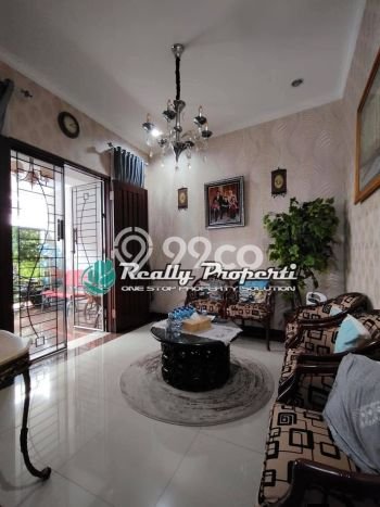 Rumah Mewah Akses Strategis di Bekasi Semi Furnished Rumah Mewah Akses Strategis di Bekasi Semi Furnished