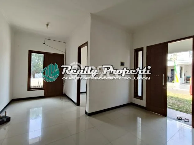 Rumah Strategis di Jatimakmur, 3 KT, Lingkungan Tenang, Luas 278m² LB 100m² Rumah Strategis di Jatimakmur, 3 KT, Lingkungan Tenang, Luas 278m² LB 100m²