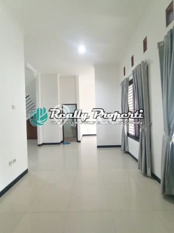 Rumah Minimalis 4 KT di Jatimakmur Bekasi Semi Furnished Rumah Minimalis 4 KT di Jatimakmur Bekasi Semi Furnished