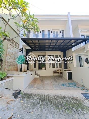 Jual Rumah Mewah Megah Dengan View Cantik di Jatibening, Bekasi Jual Rumah Mewah Megah Dengan View Cantik di Jatibening, Bekasi
