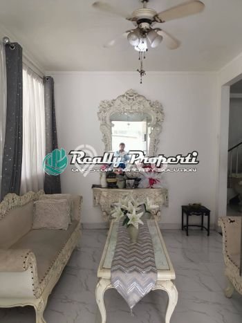Jual Rumah Luas Megah Dengan View Cantik di Bambu Apus, Jakarta Timur Jual Rumah Luas Megah Dengan View Cantik di Bambu Apus, Jakarta Timur