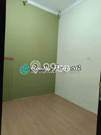 Rumah di , 2 KM, Akses Universitas, LT 92m2m² LB 82m2m² Rumah di , 2 KM, Akses Universitas, LT 92m2m² LB 82m2m²