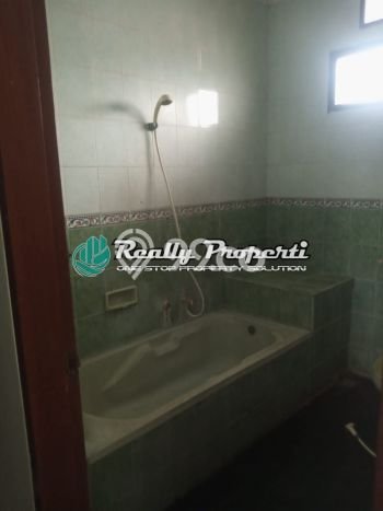 Rumah Bagus Siap Pakai Di Duren Sawit Luas 150m2 Aman Rumah Bagus Siap Pakai Di Duren Sawit Luas 150m2 Aman
