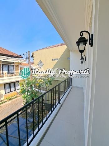 Jual Rumah Mewah Megah Dengan View Cantik di Jatibening, Bekasi Jual Rumah Mewah Megah Dengan View Cantik di Jatibening, Bekasi