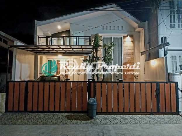 For Sale Hunian Rumah Nyaman 5 Kamar di Jatimakmur, Bekasi For Sale Hunian Rumah Nyaman 5 Kamar di Jatimakmur, Bekasi