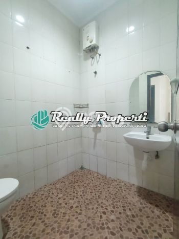 Rumah Minimalis 4 KT di Jatimakmur Bekasi Semi Furnished Rumah Minimalis 4 KT di Jatimakmur Bekasi Semi Furnished