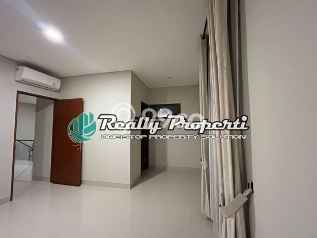 Disewakan! Rumah 4 Kamar Tidur &
3 Kamar Mandi di Jatiwarna, Bekasi Disewakan! Rumah 4 Kamar Tidur &
3 Kamar Mandi di Jatiwarna, Bekasi