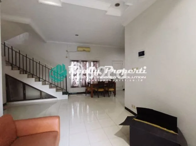 Disewakan! Rumah 4 Kamar Tidur &
4 Kamar Mandi di Jati Cempaka, Bekasi Disewakan! Rumah 4 Kamar Tidur &
4 Kamar Mandi di Jati Cempaka, Bekasi