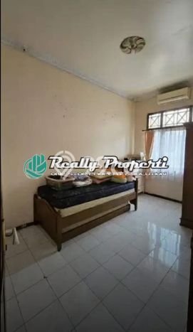 Disewakan Rumah Murah di Rawamangun Jakarta Timur dengan 5 KT Disewakan Rumah Murah di Rawamangun Jakarta Timur dengan 5 KT