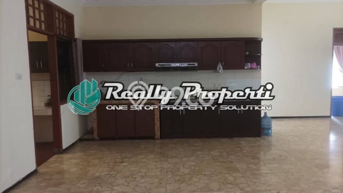 Rumah Kontrakan Jakarta Timur LT 391m2 LB 380m2 Area Kayu Putih Rumah Kontrakan Jakarta Timur LT 391m2 LB 380m2 Area Kayu Putih