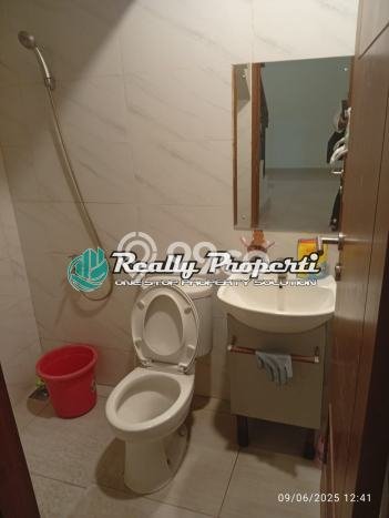 EXCLUSIVE OFFER! Rumah di Jatiwarna, 2 KM, Lingkungan Elite, LT 72m² Bangunan 65m² EXCLUSIVE OFFER! Rumah di Jatiwarna, 2 KM, Lingkungan Elite, LT 72m² Bangunan 65m²