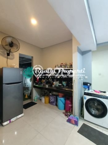 Jarang Ada! Rumah Sewa 3 Kamar Bagus Siap Huni Jatiwarna Jarang Ada! Rumah Sewa 3 Kamar Bagus Siap Huni Jatiwarna