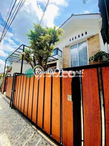 For Sale Hunian Rumah Nyaman 5 Kamar di Jatimakmur, Bekasi For Sale Hunian Rumah Nyaman 5 Kamar di Jatimakmur, Bekasi