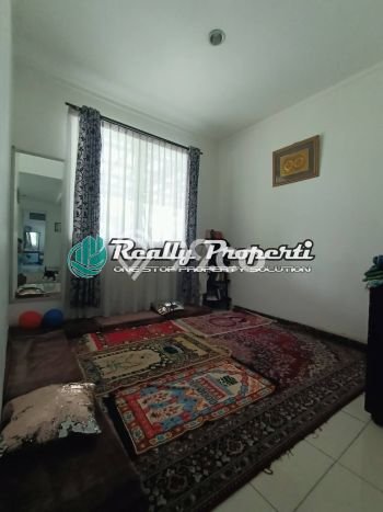 Jual Rumah Luas Megah Dengan View Cantik di Bambu Apus, Jakarta Timur Jual Rumah Luas Megah Dengan View Cantik di Bambu Apus, Jakarta Timur