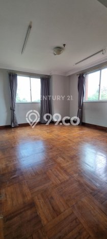 LOKASI PREMIUM! Apartemen Kawasan Pondok Indah, 2 KM, Luas 190m², Premium LOKASI PREMIUM! Apartemen Kawasan Pondok Indah, 2 KM, Luas 190m², Premium