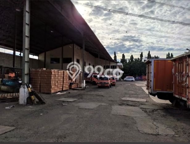 Gudang Dijual di Legok LT 12737m2, LB 4320m2 Solusi Investasi Cerdas Gudang Dijual di Legok LT 12737m2, LB 4320m2 Solusi Investasi Cerdas