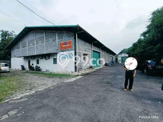 Unit Gudang Dijual di Gunung Putri Bogor 1800m2 Unit Gudang Dijual di Gunung Putri Bogor 1800m2