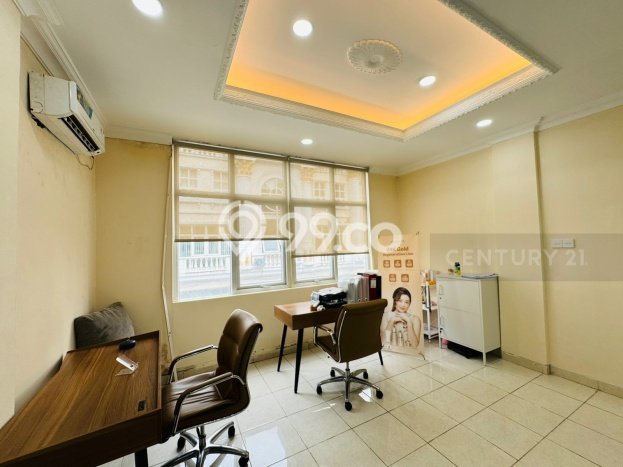 Ruko Dijual di Tebet Jakarta Selatan dengan Luas Bangunan 238m2 Ruko Dijual di Tebet Jakarta Selatan dengan Luas Bangunan 238m2