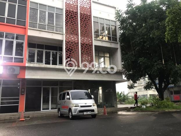 Ruko Dijual di Karawang Barat LT 200m2, LB 700m2 untuk Investasi Ruko Dijual di Karawang Barat LT 200m2, LB 700m2 untuk Investasi