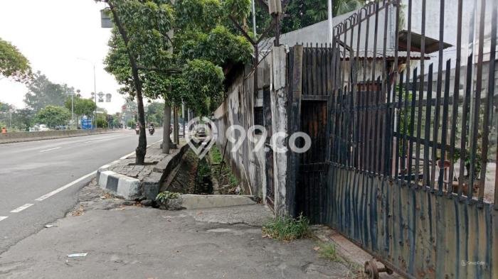 Tanah Dijual di Jakarta Barat Seluas 11143m2 Strategis Tanah Dijual di Jakarta Barat Seluas 11143m2 Strategis