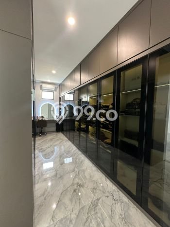 Rumah Elit LB 1200m2 Siap Pakai Desain Elegan di Bintaro, Jakarta Selatan Rumah Elit LB 1200m2 Siap Pakai Desain Elegan di Bintaro, Jakarta Selatan