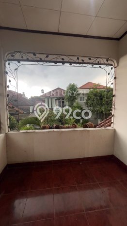 Rumah Mewah Dijual LT 220m2 di Cinere, Depok Rumah Mewah Dijual LT 220m2 di Cinere, Depok