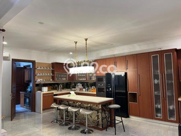Hunian Elit LB 1100m2 Siap Huni Desain Elegan di Pondok Indah, Jakarta Selatan Hunian Elit LB 1100m2 Siap Huni Desain Elegan di Pondok Indah, Jakarta Selatan