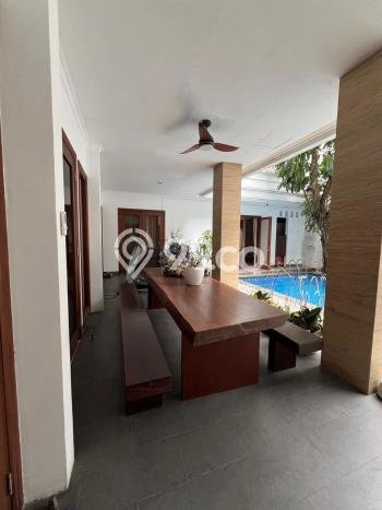 Hunian Elit LB 1100m2 Siap Huni Desain Elegan di Pondok Indah, Jakarta Selatan Hunian Elit LB 1100m2 Siap Huni Desain Elegan di Pondok Indah, Jakarta Selatan