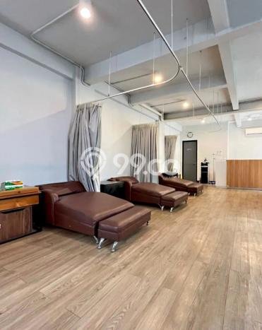 Komersial Bagus LT 610m2 LB 1084m2 Dijual di Kebayoran Baru Jakarta Selatan Komersial Bagus LT 610m2 LB 1084m2 Dijual di Kebayoran Baru Jakarta Selatan