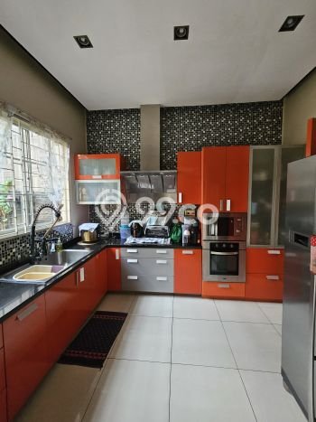 Rumah Elit Modern Tanpa Renovasi di Pantai Indah Kapuk Jakarta Utara Rumah Elit Modern Tanpa Renovasi di Pantai Indah Kapuk Jakarta Utara