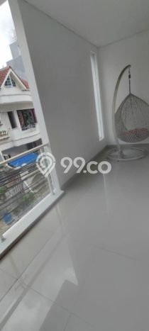 Ready to Use! Premium House LT 120m2 Desain Elegan di Pluit Ready to Use! Premium House LT 120m2 Desain Elegan di Pluit