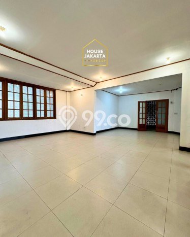 Komersial Bagus Dijual LB 1000m2 Lokasi Strategis Jakarta Selatan Area Cocok untuk Bisnis Komersial Bagus Dijual LB 1000m2 Lokasi Strategis Jakarta Selatan Area Cocok untuk Bisnis
