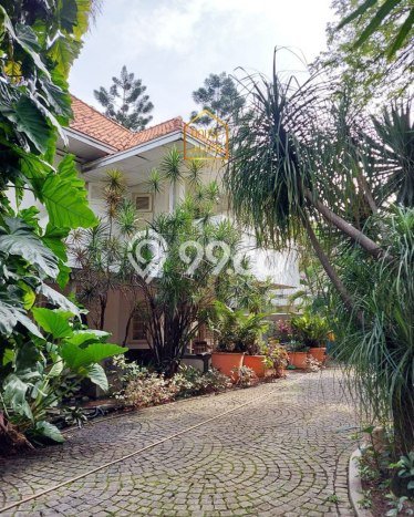 Rumah Mewah Siap Huni LT 1300m2 di Menteng, Jakarta Pusat Rumah Mewah Siap Huni LT 1300m2 di Menteng, Jakarta Pusat