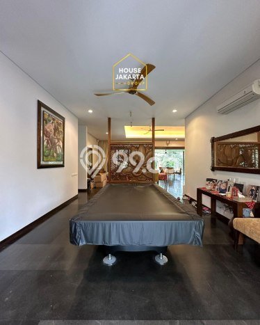 Rumah Mewah LB 650m2 Siap Pakai Desain Elegan di Kemang, Jakarta Selatan Rumah Mewah LB 650m2 Siap Pakai Desain Elegan di Kemang, Jakarta Selatan
