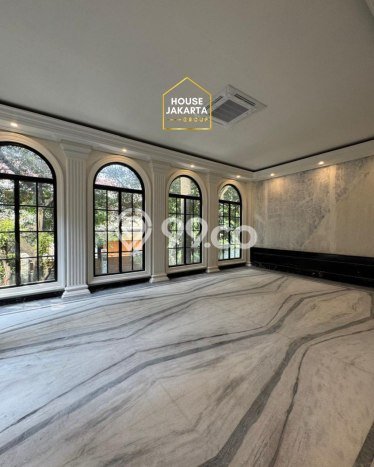 Rumah Mewah LB 2100m2 Siap Pakai Desain Elegan di Pondok Indah, Jakarta Selatan Rumah Mewah LB 2100m2 Siap Pakai Desain Elegan di Pondok Indah, Jakarta Selatan