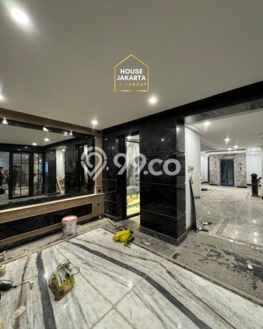 Rumah Mewah LB 2100m2 Siap Pakai Desain Elegan di Pondok Indah, Jakarta Selatan Rumah Mewah LB 2100m2 Siap Pakai Desain Elegan di Pondok Indah, Jakarta Selatan