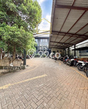 Kantor Dijual di Prime Area Jakarta Selatan Luas 2490m2 Kantor Dijual di Prime Area Jakarta Selatan Luas 2490m2