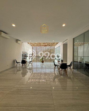 Komersial Kawasan Jagakarsa, Luas 1589m², Pusat Bisnis, Mainroad Komersial Kawasan Jagakarsa, Luas 1589m², Pusat Bisnis, Mainroad