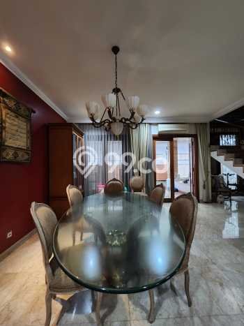 Rumah Elit Modern Siap Huni di Pondok Indah Jakarta Selatan Rumah Elit Modern Siap Huni di Pondok Indah Jakarta Selatan