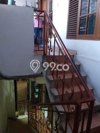 Ready to Use! Premium House LT 296m2 Desain Elegan di Pejompongan Ready to Use! Premium House LT 296m2 Desain Elegan di Pejompongan