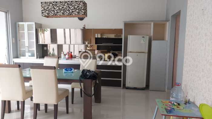 Hunian Elit LB 240m2 Siap Huni Desain Elegan di BSD, Tangerang Hunian Elit LB 240m2 Siap Huni Desain Elegan di BSD, Tangerang