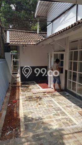 Rumah Elit Modern Tanpa Renovasi di Sektor 3 - Bintaro Jakarta Selatan Rumah Elit Modern Tanpa Renovasi di Sektor 3 - Bintaro Jakarta Selatan