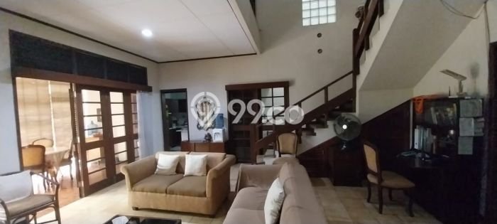 Rumah Elit LB 200m2 Siap Huni Desain Elegan di Sektor 1 - Bintaro, Jakarta Selatan Rumah Elit LB 200m2 Siap Huni Desain Elegan di Sektor 1 - Bintaro, Jakarta Selatan