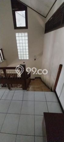 Rumah Elit LB 200m2 Siap Huni Desain Elegan di Sektor 1 - Bintaro, Jakarta Selatan Rumah Elit LB 200m2 Siap Huni Desain Elegan di Sektor 1 - Bintaro, Jakarta Selatan