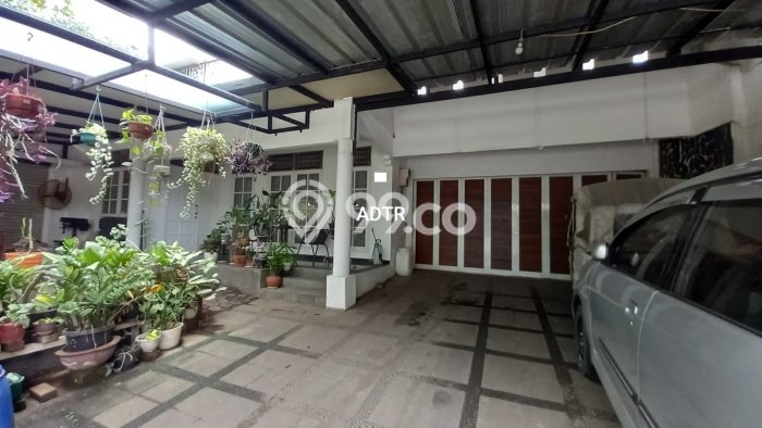 Ready to Use! Luxury House LT 300m2 Desain Modern di Sektor 9-Bintaro Ready to Use! Luxury House LT 300m2 Desain Modern di Sektor 9-Bintaro