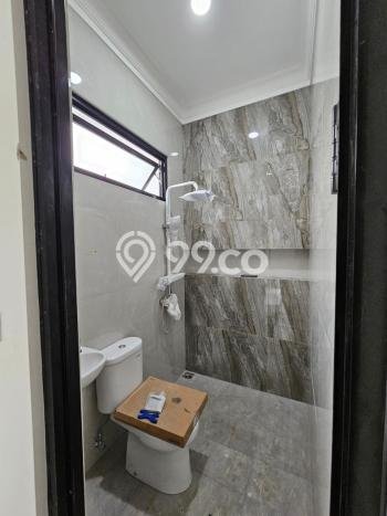 Siap Huni Rumah Mewah 4 Kamar di Serpong Dekat ke Mana Saja Siap Huni Rumah Mewah 4 Kamar di Serpong Dekat ke Mana Saja