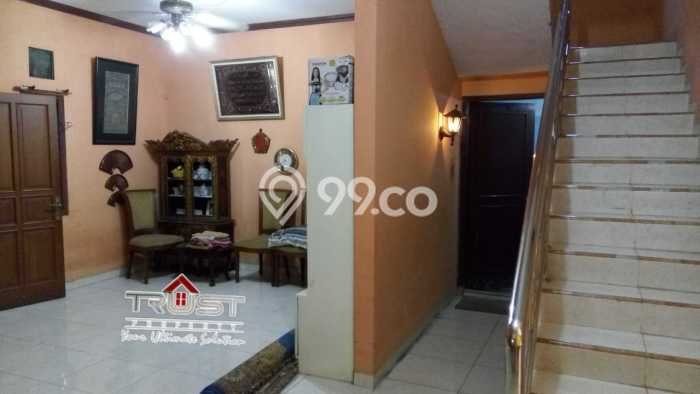 Hunian Mewah LB 240m2 Siap Huni Desain Elegan di Pondok Cabe, Tangerang Hunian Mewah LB 240m2 Siap Huni Desain Elegan di Pondok Cabe, Tangerang